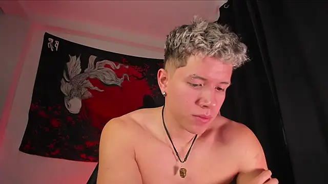 nathan_blake Adlı Modelin Canlı XXX Sohbeti