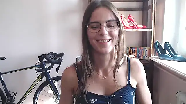 love_megi লাইভ XXX চ্যাট