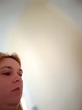 Aria423 লাইভ XXX চ্যাট