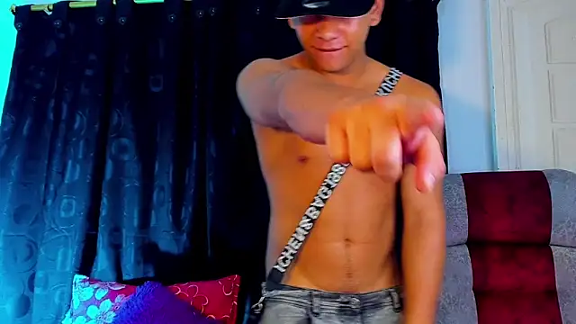 แชท XXX สดของ Aless_bigg