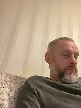 FroslのライブXXXチャット