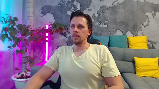 VikingChrisssのライブXXXチャット