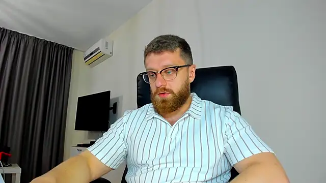 Chatroom XXX en direct de Findom_guy