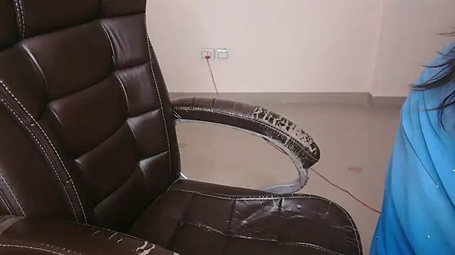 Yanshi55's Webcam Show