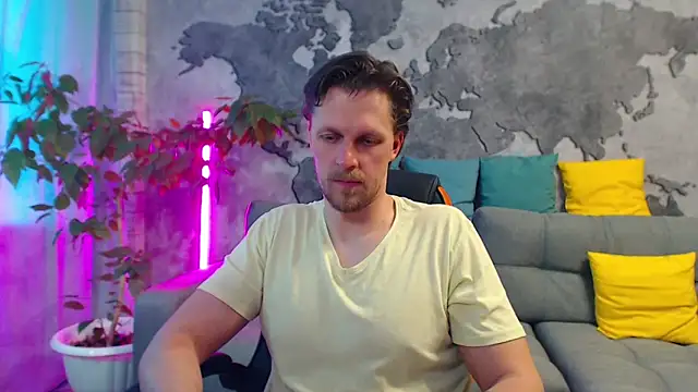 VikingChrisssのライブXXXチャット