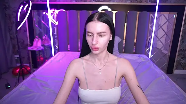 Snow_WhiteeeX's Live XXX Chat