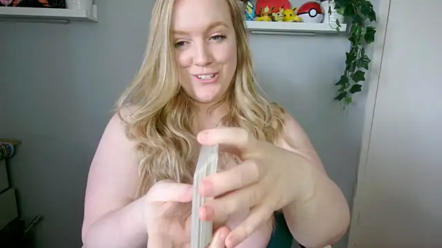 Julie_Bliss Adlı Modelin Canlı XXX Sohbeti