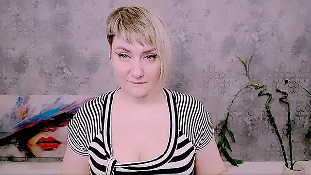 Djullia Chat XXX in diretta