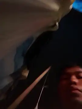 Show modela roc321 na web-kameri