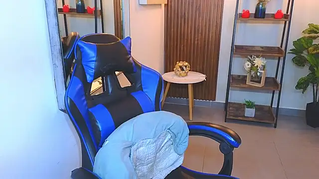 Chatroom XXX en direct de Kenya--Buhle