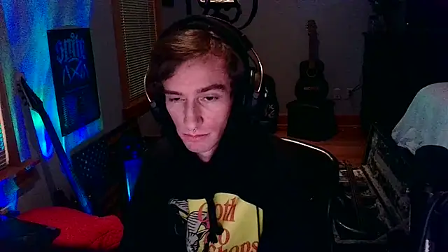 LEVIATHANX666 Show in webcam