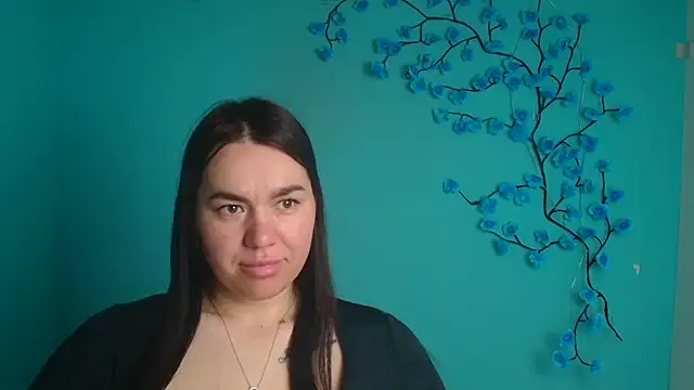 Lola_Saymyname লাইভ XXX চ্যাট