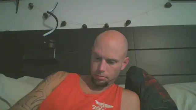 CaptCraker Live XXX-chat