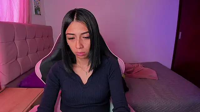 Bellacatx's Live XXX Chat