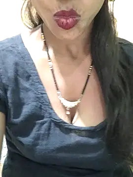 Itz_Aisha__'s Live XXX Chat