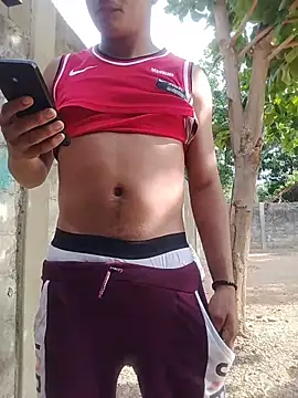 HOTRAINYGOLDEN Chat XXX in diretta