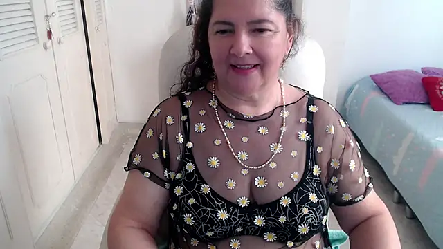 leonela_69 Live XXX Chat