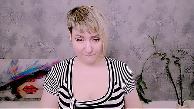 Djullia Live XXX Chat