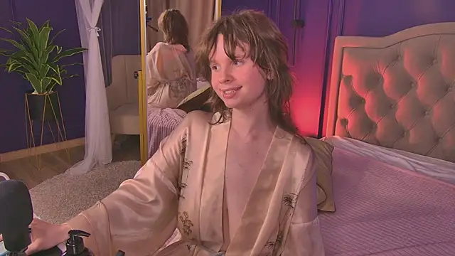 Lilly_Stark: онлайн-секс-чат