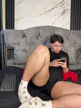 Noah-ledom Show in webcam