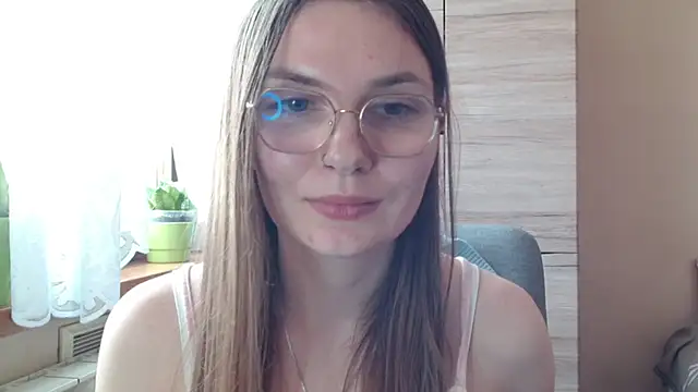 LooveELLYx Chat XXX in diretta