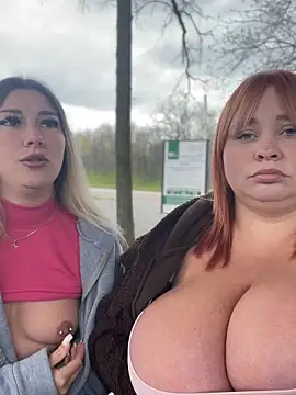 SweetCuteGirls1023's Live XXX Chat