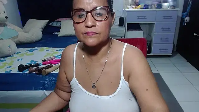 Chat XXX en directo de pervert_mommy_