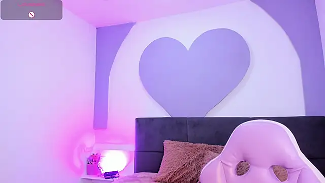 Chat +18 de amira_cute2 ao vivo