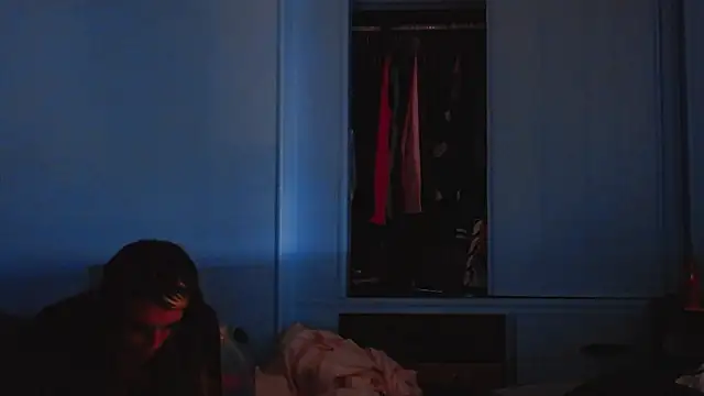 UrBRat: вебкам-шоу