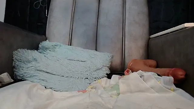 دردشة Hanna_Fox_69 الجنسية المباشرة