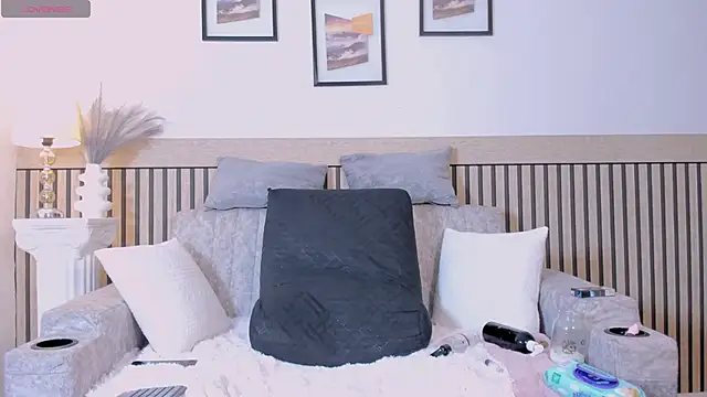 دردشة Lucy_Milf_68 الجنسية المباشرة