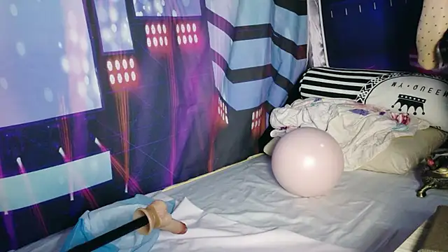 lenanane0126 élő XXX-chatje