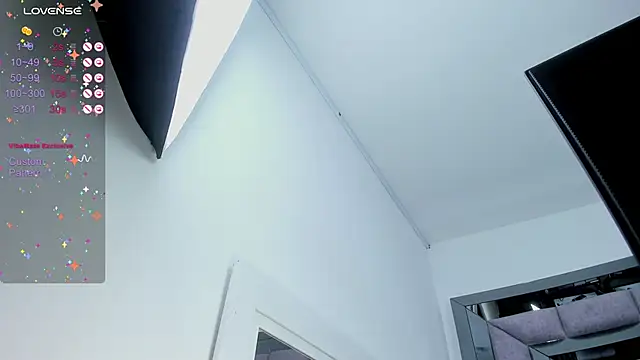 EMMAHILL1: онлайн-секс-чат