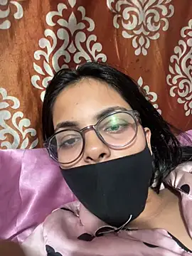 Sandhya_77's Webcam Show