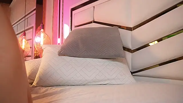 ambar_rosse25 লাইভ XXX চ্যাট