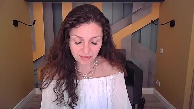 EllaLong 现场XXX聊天