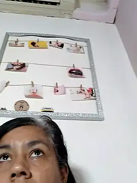 Molly_newman6のライブXXXチャット