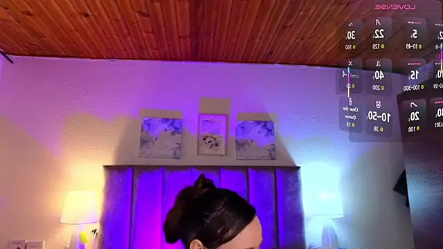 juliana-mancini Chat XXX live