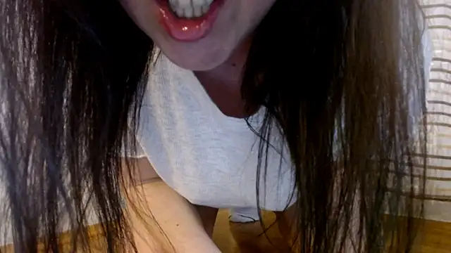 Chatroom XXX en direct de SofiaLenis