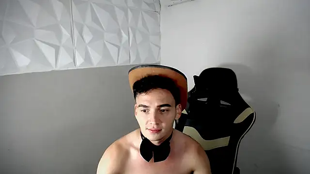 Chat XXX ao vivo de Mathias_twinkk