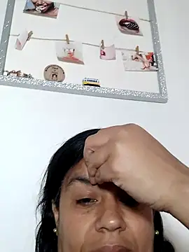 Czat XXX na żywo – Molly_newman6