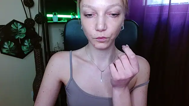 Chat XXX Live EmillyPlay