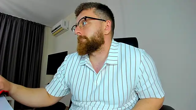 Онлайн чат XXX Findom_guy