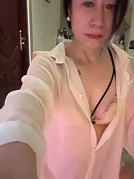 aniani11's Webcam Show