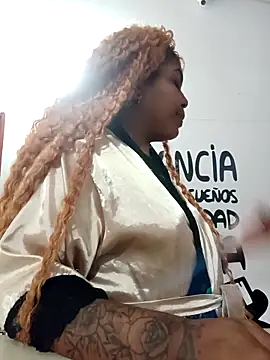 ELLA_KELLY Chat XXX in diretta