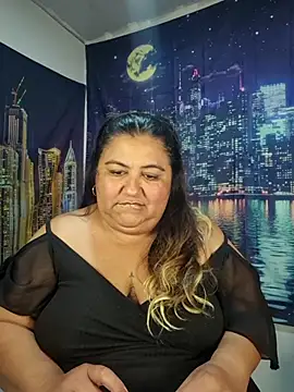 curvy_diva_ লাইভ XXX চ্যাট