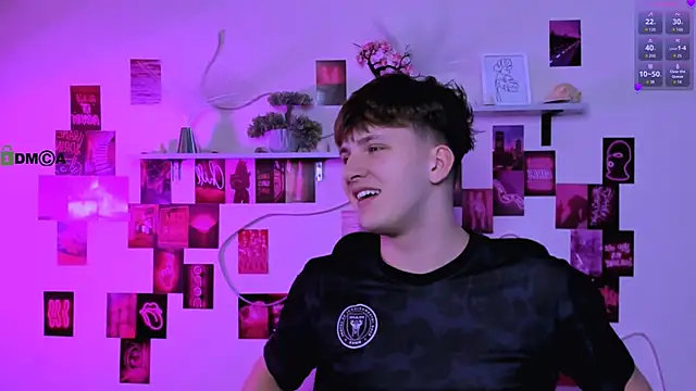 travis_wolf_ Obrolan Langsung XXX