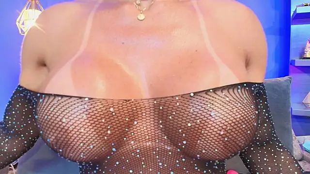 Christiekroes_ Chat XXX in diretta