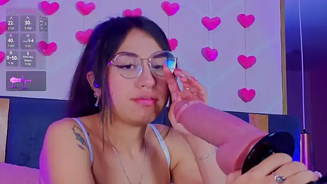 MadyJackson's Live XXX Chat