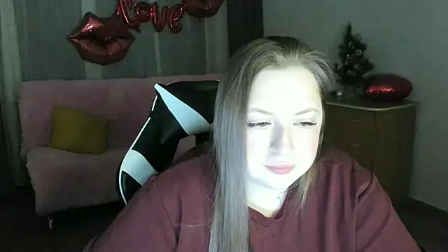 GirlPlayer Adlı Modelin Canlı XXX Sohbeti